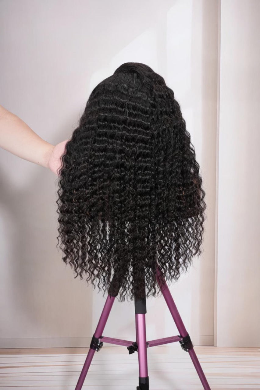 Mii+ Signature | Black Deep Curly HD Lace glueless