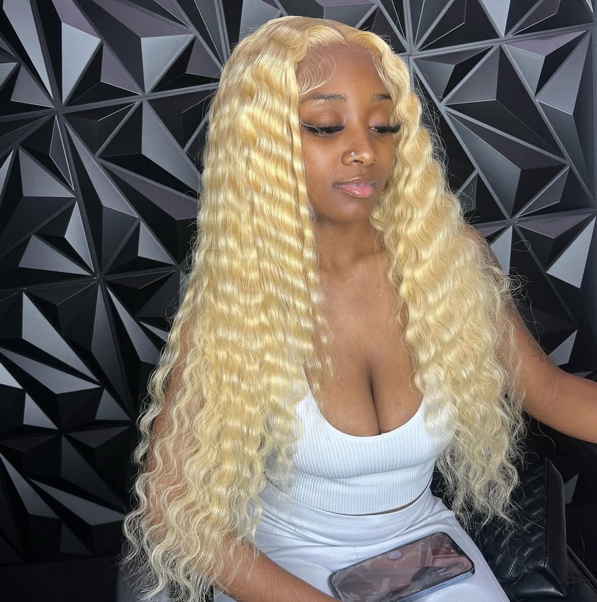 Mii+ Signature- #613 blonde water wave glueless