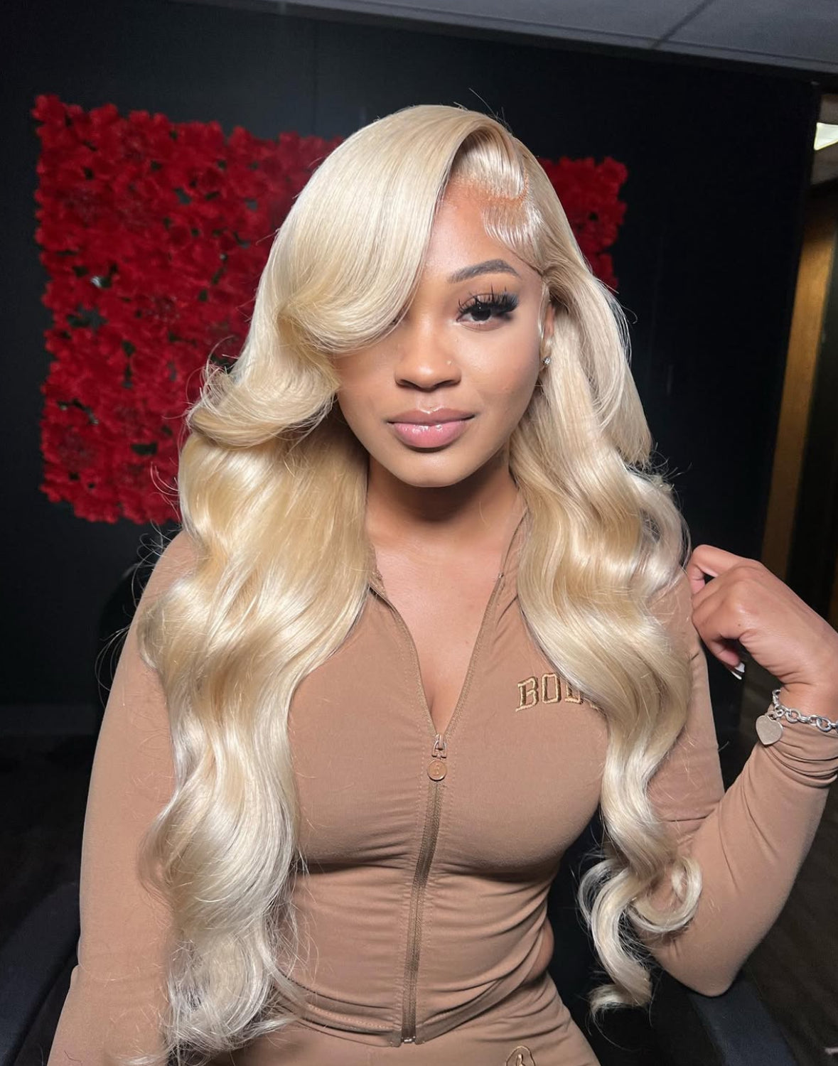 Mii+ Signature- #613 Blonde Boby Wave